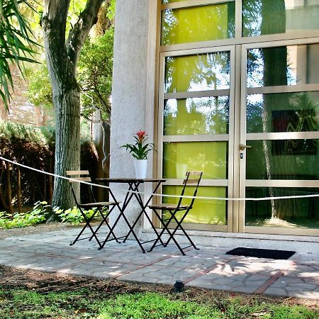Buenretirope - Confortevoli Appartamentini Con Giardino Pescara Exterior photo