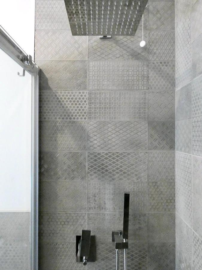 Buenretirope - Confortevoli Appartamentini Con Giardino Pescara Exterior photo